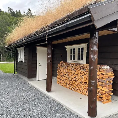 Fjellhytte Sentralt Og Solrikt