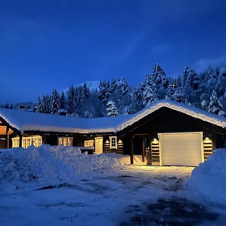 Fjellhytte Sentralt Og Solrikt