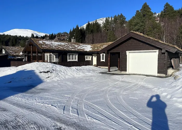 Feriehus Fjellhytte Sentralt Og Solrikt *