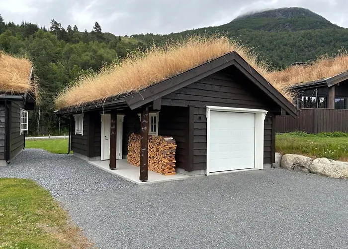 Feriehus Fjellhytte Sentralt Og Solrikt