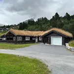 Fjellhytte Sentralt Og Solrikt *